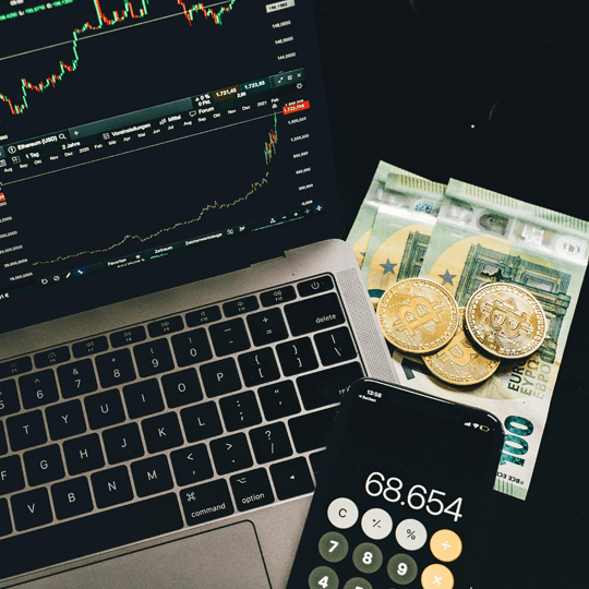 Temasek Nexus AI - Team of Cryptocurrency Experts